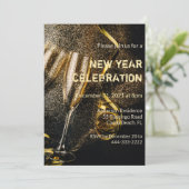 Champagne Flutes nieuwjaarsviering uitnodiging (Staand voorkant)