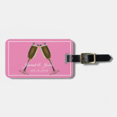 Champagne Glasses and Pink Background Bagagelabel (Voorkant horizontaal)
