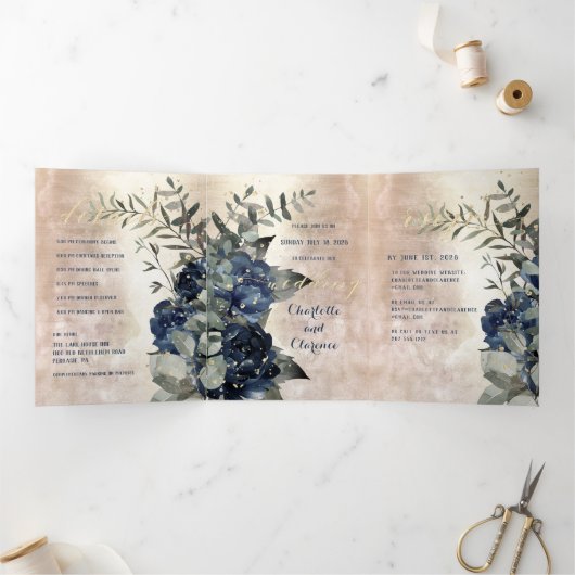 Champagne Gold Navy Blue Peony Eucalyptus Wedding Drieluik Uitnodiging (Binnen)