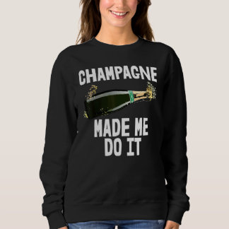 Champagne maakte me aan het Drink T-shirt van de P