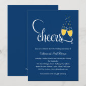 Champagne Toast Trouwdag Jubileum Uitnodiging (Voorkant / Achterkant)