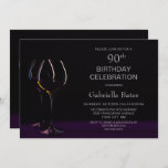 Champagne Wine Paars 90th Birthday Party Kaart<br><div class="desc">Nodig je vrienden en geliefden uit om te helpen iemands speciale negentigste verjaardagsfeest te vieren met deze moderne uitnodiging voor zwart-paars wijnglas.</div>