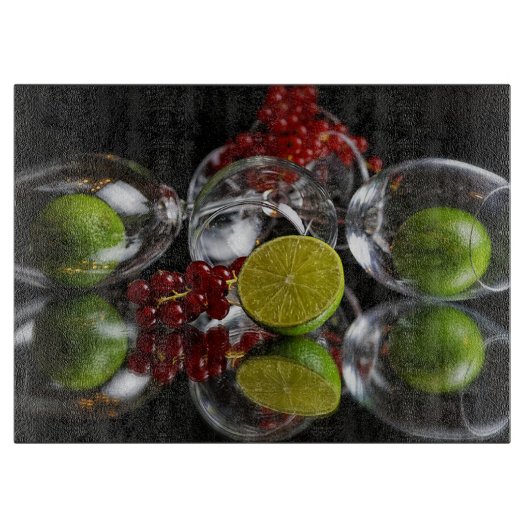 Champagnebril, kersen en lemmetjes snijplank (Voorkant)