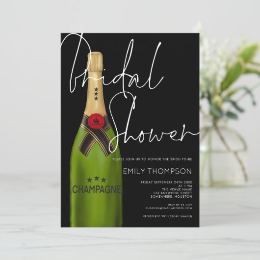 Champagnefles Wit Script Zwart Vrijgezellenfeest Kaart (Staand voorkant)