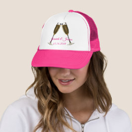 Champagneglazen en roze tekst trucker pet