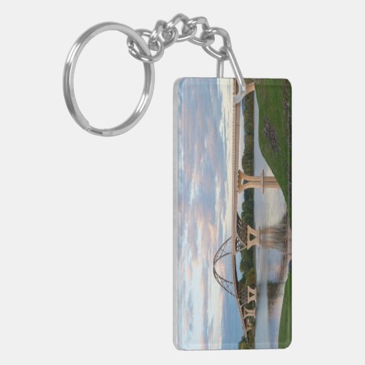 Champure Bridge Sleutelhanger (Voorkant Links)