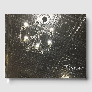 Chandelier gastenboek