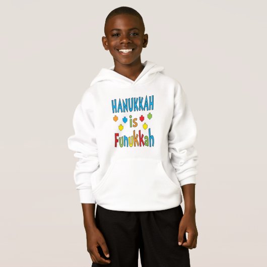 "Chanoeka is Funukkah" Sweatshirt met Dreidels (Voorkant volledig)