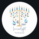 Chanoeka Liefde & Licht Bloemen Menorah Ronde Sticker<br><div class="desc">Chanoeka Liefde & Licht Bloemen Menorah stickers. Pas de aangepaste tekst hierboven aan. U kunt extra coördinerende items vinden in ons "Floral Hanukkah Menorah and Dreidel" collectie.</div>