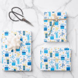 Chanoekaarten Cadeaus Gifts w. Bows Blue White Gol Inpakpapier Vel<br><div class="desc">Soms heb je gewoon een paar artikelen die je moet inpakken voor Chanoekah, en je wilt geen grote rol Chanoekah verpakkingspapier kopen die jarenlang in je kast zal blijven hangen. Deze selectie van drie Chanoekah die papieren bladen verpakken is perfect voor het verpakken van een paar giften. Drie afzonderlijke bladen...</div>