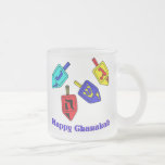 Chanukah Dreidels Matglas Koffiemok<br><div class="desc">Er gebeurde daar een Happy Chanukah cadeau met vier droesels met Hebreeuwse brieven die een geweldig wonder vertegenwoordigen!</div>