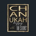Chanukah Gold Fleece Blanket<br><div class="desc">De "Chanukah Gold"-ventilatorwand/Small Design-elementen kunnen worden verplaatst en aangepast. Personaliseer door tekst te schrappen, "gelukkig, met, de Steins"en uw eigen bericht toe te voegen. Kies uw favoriete doopvontstijl, grootte, en kleur. De achtergrondkleur kan worden vervangen. Het ontwerp kan ook aan dekens worden toegevoegd, middelgroot en groot. Grootte: vlooienmandje, 30 x...</div>