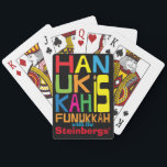 Chanukah is Funukkah Pokerkaarten<br><div class="desc">Volledige kleur, gepersonaliseerd "Hanukkah is Funukkah", kaartspel om een gedenkwaardige leuke Hanukkah bij te dragen! Personaliseer door tekst, "met de Steinbergs"te schrappen en met uw eigen bericht te vervangen. Gebruik uw favoriete doopvontstijl, kleur, en grootte. Bedankt om te stoppen en te winkelen. Veel waardering! Happy Chanukah/Hanukkah! Maat: PokerPas een reeks...</div>