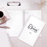 Chaos coördinator bruiloft planner<br><div class="desc">Houd de chaos onder controle met onze Chaos Coördinator Weddingplanner. In chic zwart-wit, dit ontwerp is voorzien van schattige illustraties en persoonlijke accenten, ideaal voor elke weddingplanner of evenementencoördinator. Met een vleugje roze harten is het een schattig en gepersonaliseerd aandenken om hun onmisbare rol in het tot leven brengen van...</div>