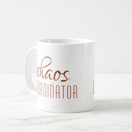 Chaos Coordinator Modern Brown Script Koffiemok (Voorkant links)