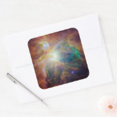 Chaos in het hart van Orion: Spitzer Hubble-compos Vierkante Sticker (Envelop)