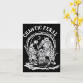Chaotic Feral Funny Rpg Party Fantasy Animal Meme Kaart (Gele Bloem)