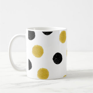 Chaotische gouden Stippen: splash. Koffiemok