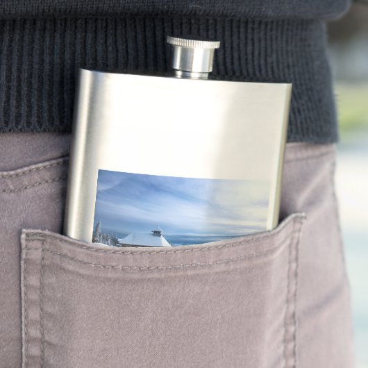 Chapel in het Alpen Sneeuwgebergte Flacon (Voorbeeld)