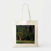 Chapel in Yosemite Tote Bag (Voorkant)