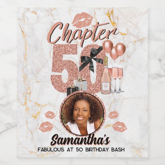 Chapter 50 Roos Gold 50th Birthday Elegante foto Wijn Etiket (Enkel label)