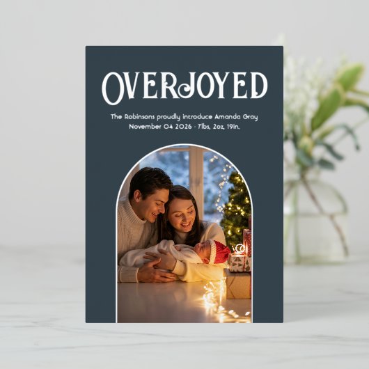 Charcoal Christmas Baby Geboorteaankondiging Foto Folie Feestdagenkaart (Staand Voorkant)