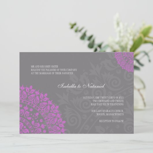 Charcoal Gray and Paars Damask Wedding Invitation Kaart (Staand voorkant)