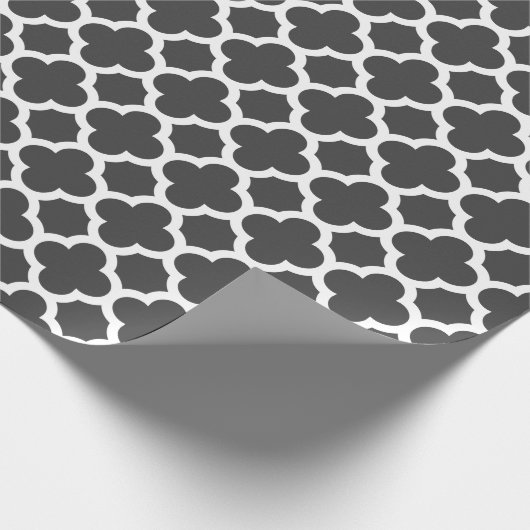 Charcoal Gray Quatrefoil Trellis Pattern Cadeaupapier (Hoek)