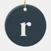 Charcoal Grey Initiaal Letter | Trendy minimalist Keramisch Ornament (Achterkant)