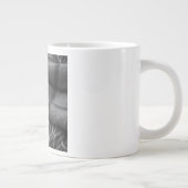 Charcoal Mohair Throw Blanket Cozy Tactile Luxury  Grote Koffiekop (Rechts)