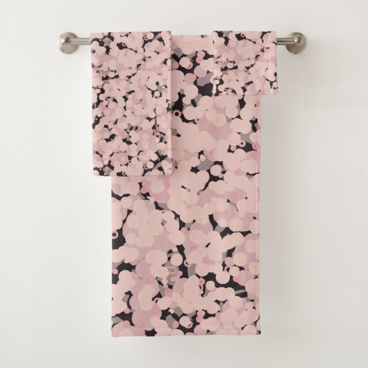 charcoal pink gray abstract bad handdoek (Insitu)