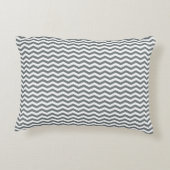 Charcoal Thin Chevron Navy Quatrefoil 3 Monogram Accent Kussen (Achterkant)