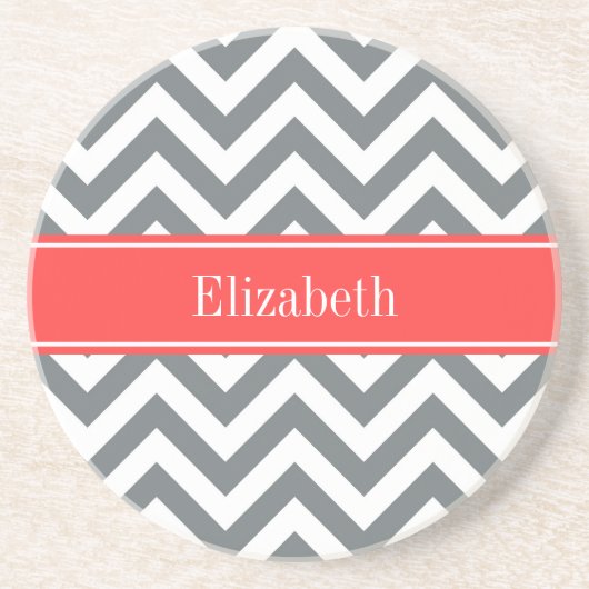 Charcoal White LG Chevron Coral Red Name Monogram Zandsteen Onderzetter (Voorkant)