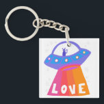 Charge Space Aliens Martians UFO Cute LOVE Sleutelhanger<br><div class="desc">Ik hoop dat je van dit leuke ontwerp houdt. Voeg je eigen tekst toe aan de voorkant. Bekijk mijn winkel voor meer overeenkomende objecten zoals stickers,  mokken,  kaarten,  verpakkingspapier,  shirten,  handdoeken en andere patronen. Bedankt om met mij te winkelen,  als je iets wilt,  laat het me dan weten!</div>