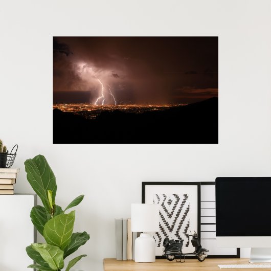 Charging Tucson Poster (Thuiskantoor)