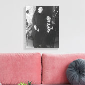 Charles Laughton als Canon Chasuble en Roger Lives Canvas Afdruk (Insitu (Woonkamer))