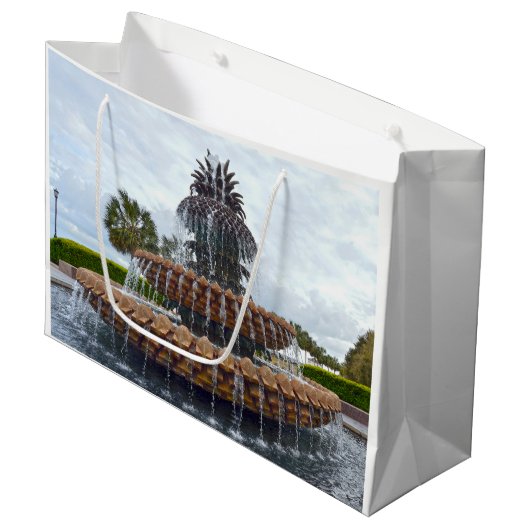 Charleston Pineapple Fountain, South Carolina Large Cadeautasje (Voorkant Gekanteld)