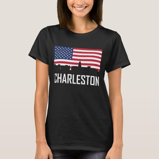 Charleston South Carolina Skyline American Flag T-shirt (Voorkant)