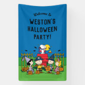 Charlie Brown en Gang Halloween Party Spandoek (Verticaal)