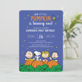 Charlie Brown en Gang Pumpkin First Birthday Kaart (Staand voorkant)