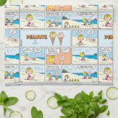 Charlie Brown en Sally Ice Cream op het strand Theedoek (Gevouwen)