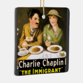 Charlie Chaplin / Het Immigrant Keramisch Ornament (Rechts)