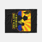 Charlie Don't Surf _ Funny Movie Premium  Fleece Deken (Voorkant (Horizontaal))