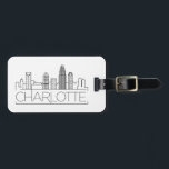 Charlotte, North Carolina Stylized Skyline Bagagelabel<br><div class="desc">Een uniek bagagelabel dat de prachtige stad Charlotte in North Carolina vertegenwoordigt. Dit label bevat een gestileerde illustratie van de unieke skyline van de stad met de naam eronder.</div>