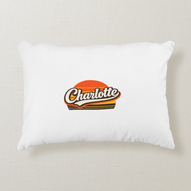 Charlotte Retro Sunset Personalized Name Design Accent Kussen (Voorkant)