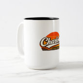 Charlotte Retro Sunset Personalized Name Design Tweekleurige Koffiemok (Voorkant links)