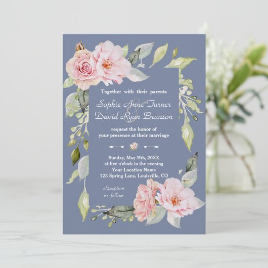 Charm Pink Floral Dusty Blue Wedding Kaart (Staand voorkant)