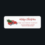 Charm Red Christmas Truck geborsteld script Etiket<br><div class="desc">Charm Red Christmas Truck Brushed Script met modern "Merry Christmas" geborsteld script,  rode kersttruck met kerstbomen. Gebruik de tool Personaliseren om uw gegevens toe te voegen.</div>