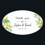 Charm Waterverf Lemon Tropical Wedding Ovale Sticker<br><div class="desc">Unieke Waterverf Lemon Branch-kaartontwerp met waterverf citroentak met bloemen,  bladeren en vruchten,  moderne typografie. Het gebruik past hulpmiddel aan om uw info toe te voegen,  verandert de doopvonten,  de kleuren. Ga naar het Collectie Waterverf Lemon voor overeenkomende objecten.</div>