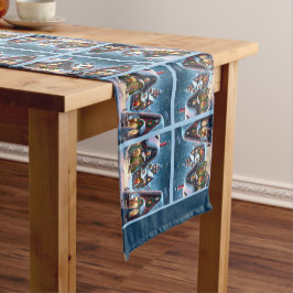 Charmant besneeuwd kerstdorp korte tafelloper